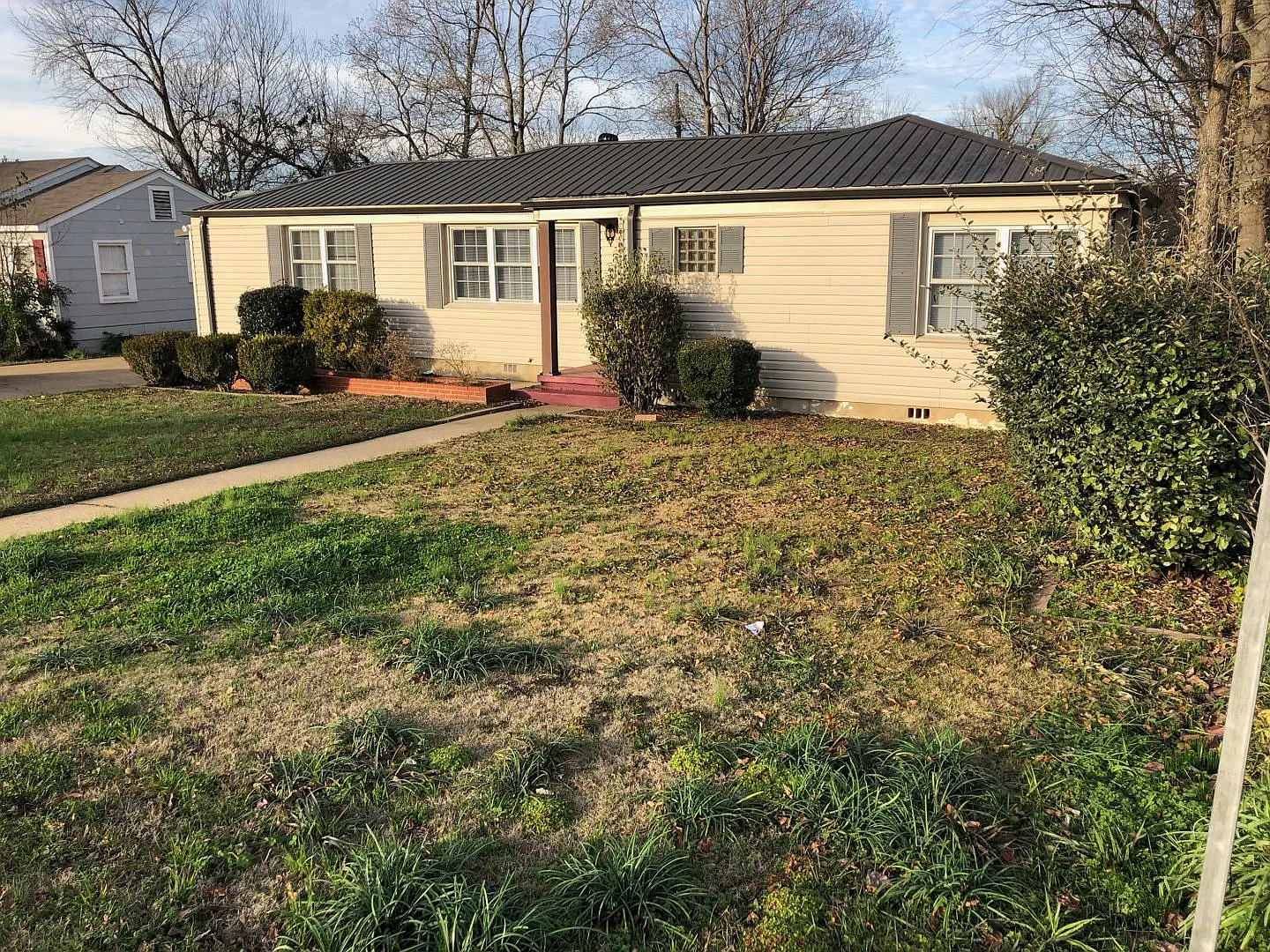 3 bed, 1 bath home, Only minutes away from The University of Alabama — Photo 2