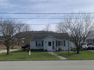 701 W Garrett St, Somerset, PA 15501