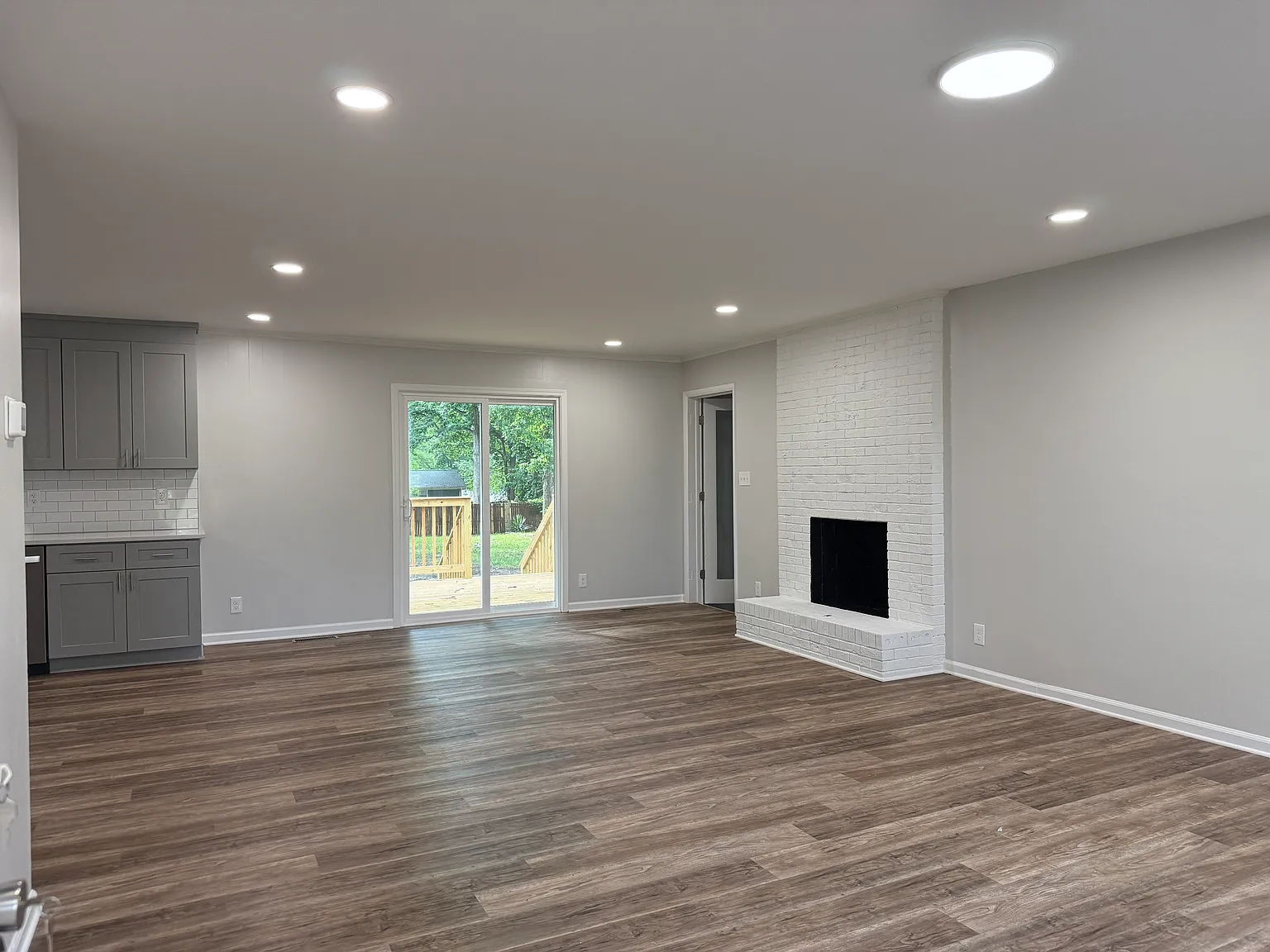 4 bed, 2.5 bath, 2180 sqft, $2,750 — Photo 3