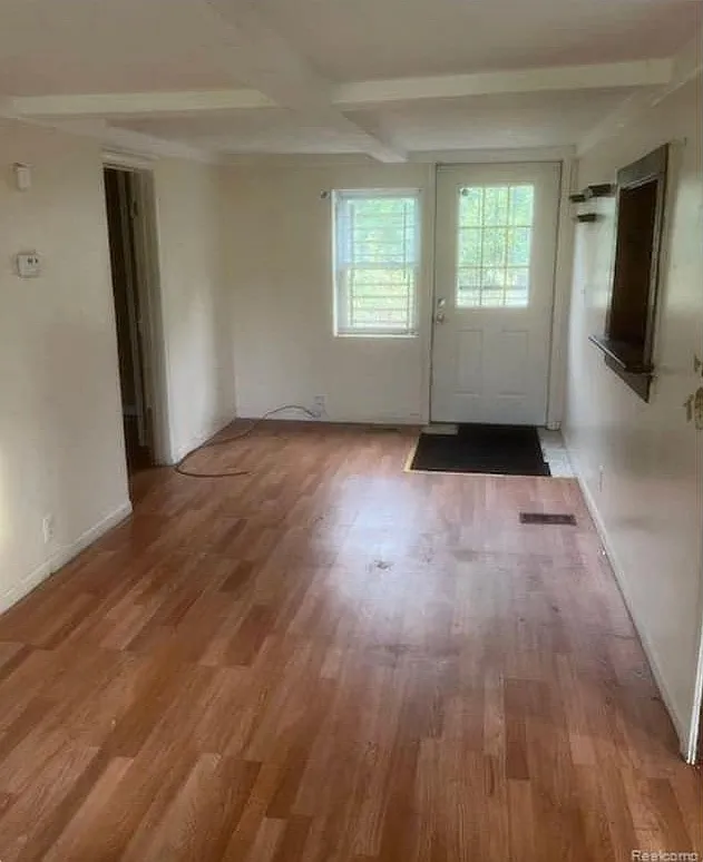 2 bed, 719 sqft, $1,225 — Photo 2
