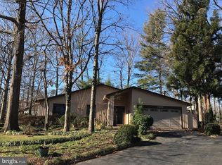 1502 Bal Harbor Ct, Herndon, VA 20170