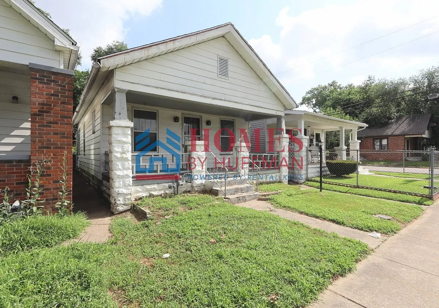 One Bedroom House | Move In Ready — Photo 2