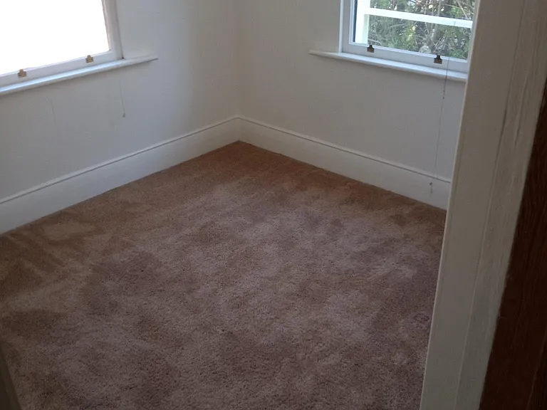 523 Beryl St — Photo 7