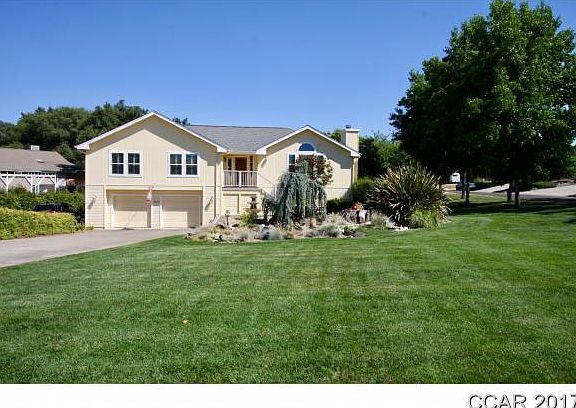 2nd image of 1073 Suzanne Dr