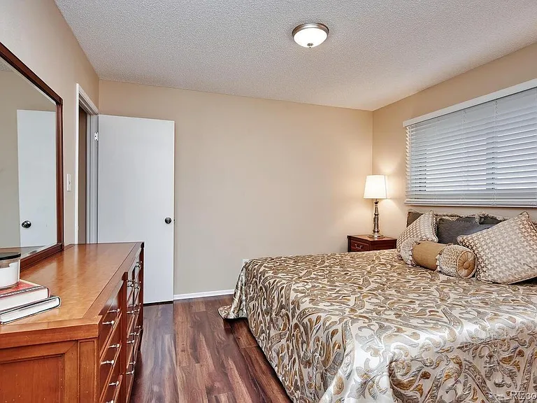9219 E Mansfield Ave — Photo 7