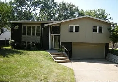 9328 Chestnut Ln photo 1