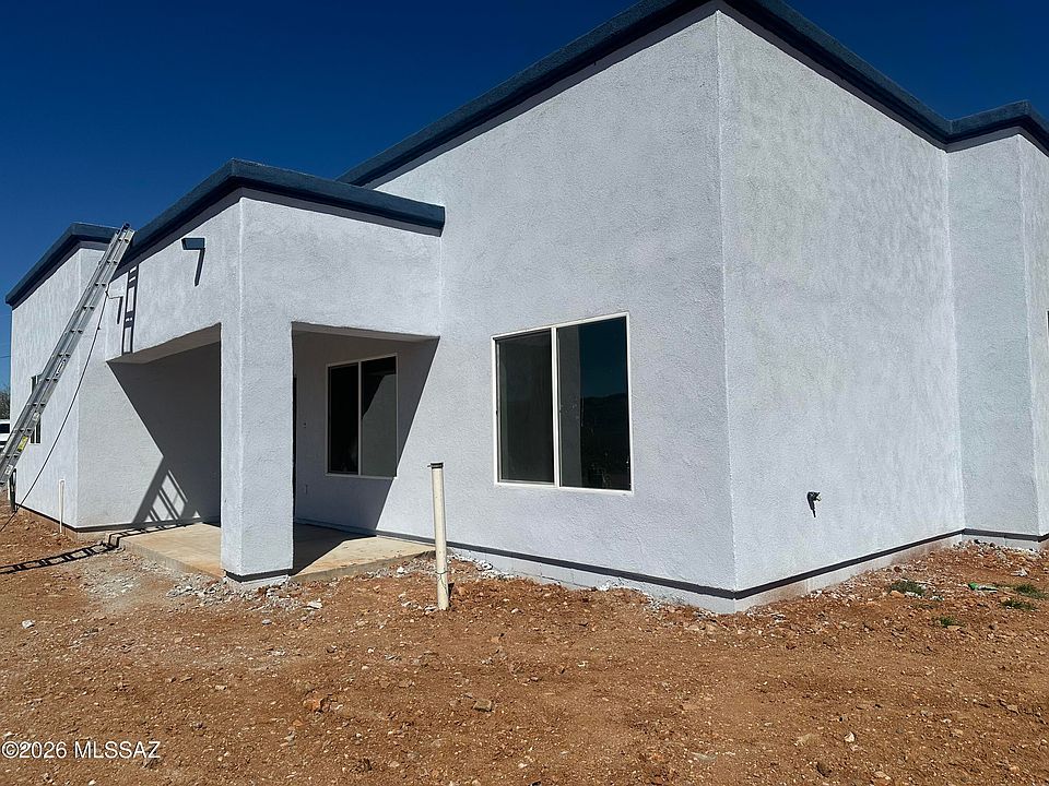 2nd image of 233 Camino Oceano