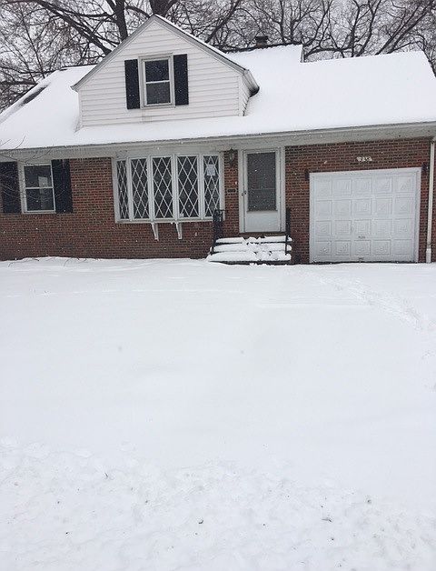 1st image of 338 Halle Dr