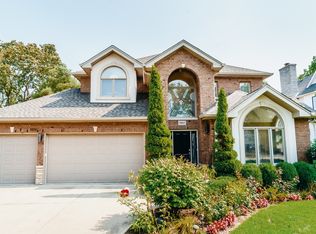 1907 Glendale Ave, Northbrook, IL 60062