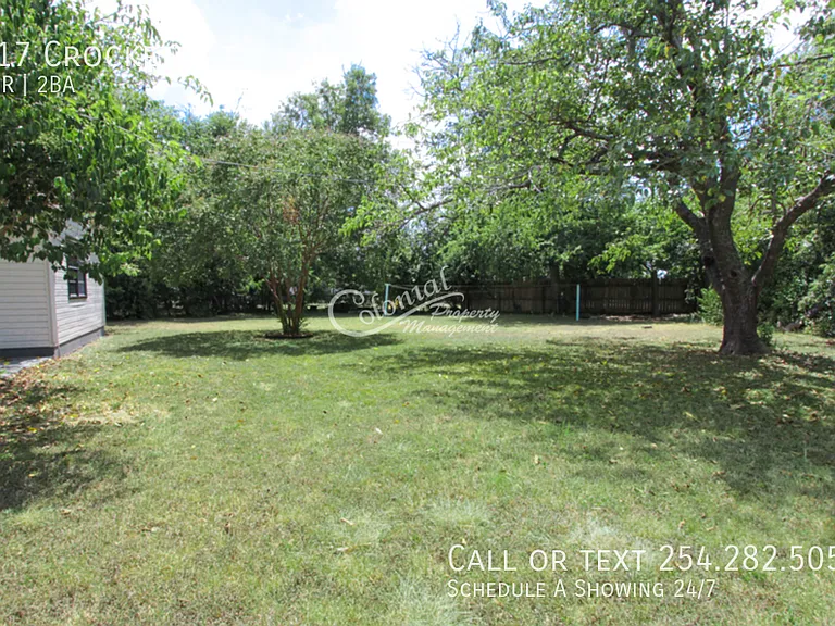 917 Crockett Ct — Photo 26