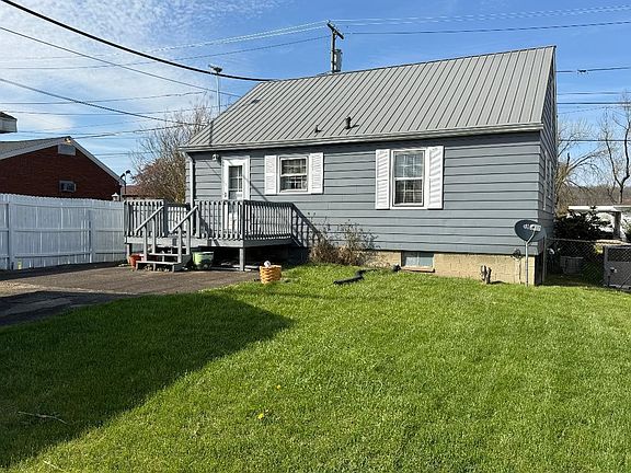 4th image of 1105 B St