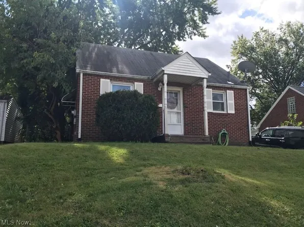 1564 25th St NW, Canton, OH 44709