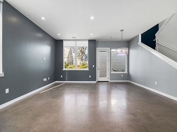 4th image of 3604 Marcae Ct #1