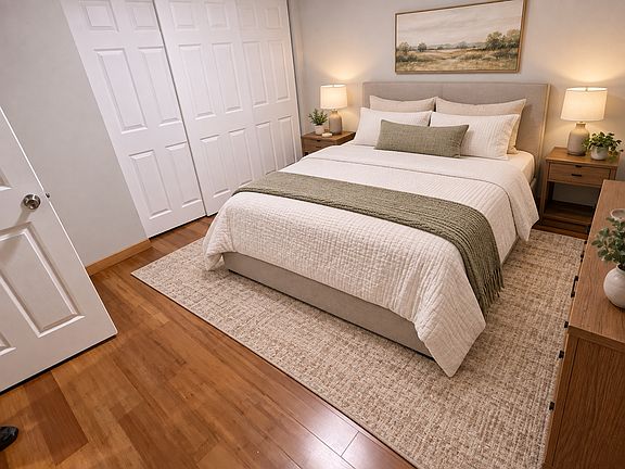 5th image of 1424 Maple St #1
