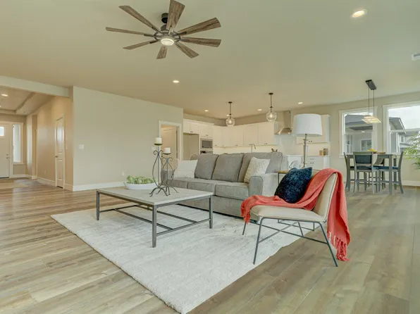 1103 N Grant Pl, Kennewick, WA 99336