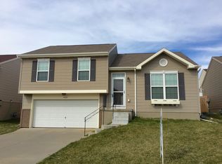 19358 X St, Omaha, NE 68135