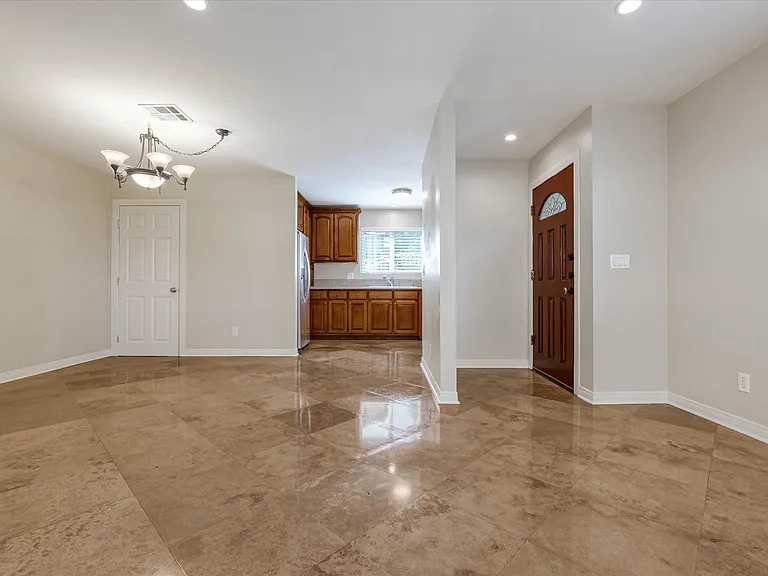 3424 Bellevue Ave — Photo 9