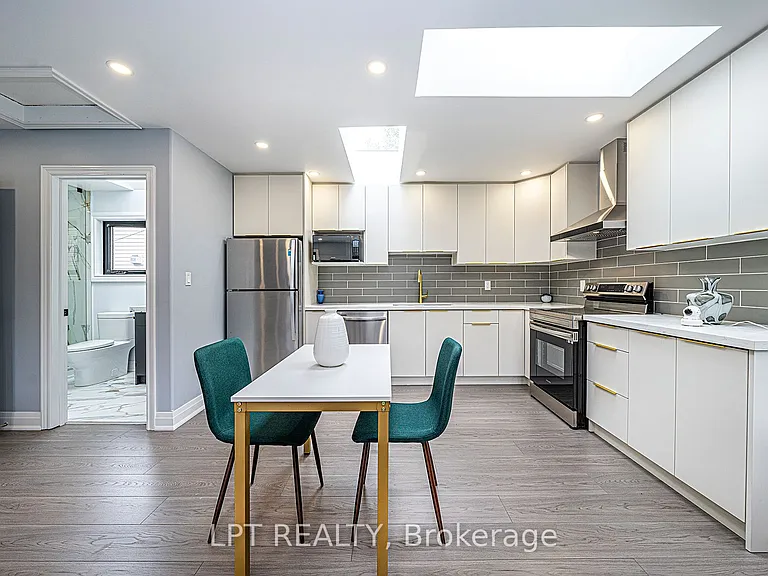 919 Lake Dr N #2 — Photo 15