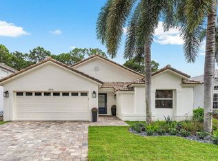 404 Woodview Cir, Palm Beach Gardens, FL 33418