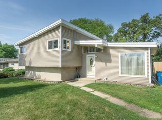 1536 Glen Ellyn Rd, Glendale Heights, IL 60139
