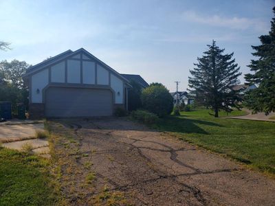 3945 Yellowstone Ln N, Plymouth, MN, 55446