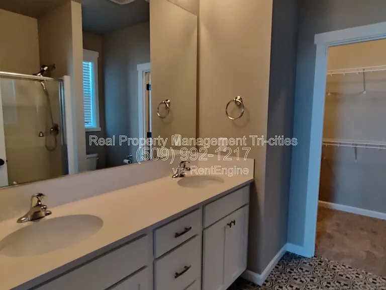 8304 Gardner St — Photo 13