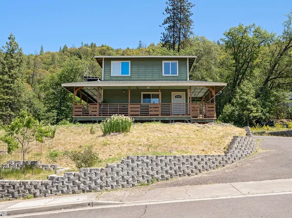 105 Linda Ln, Medford, OR 97539