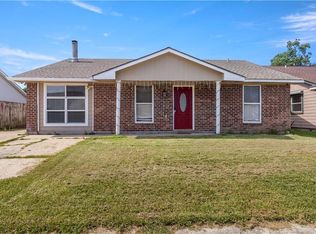 2528 Cascade Dr, Marrero, LA 70072