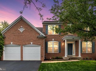 112 Pheasant Pl SW, Leesburg, VA 20175