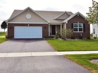 1900 Flagstone St, Joliet, IL 60431