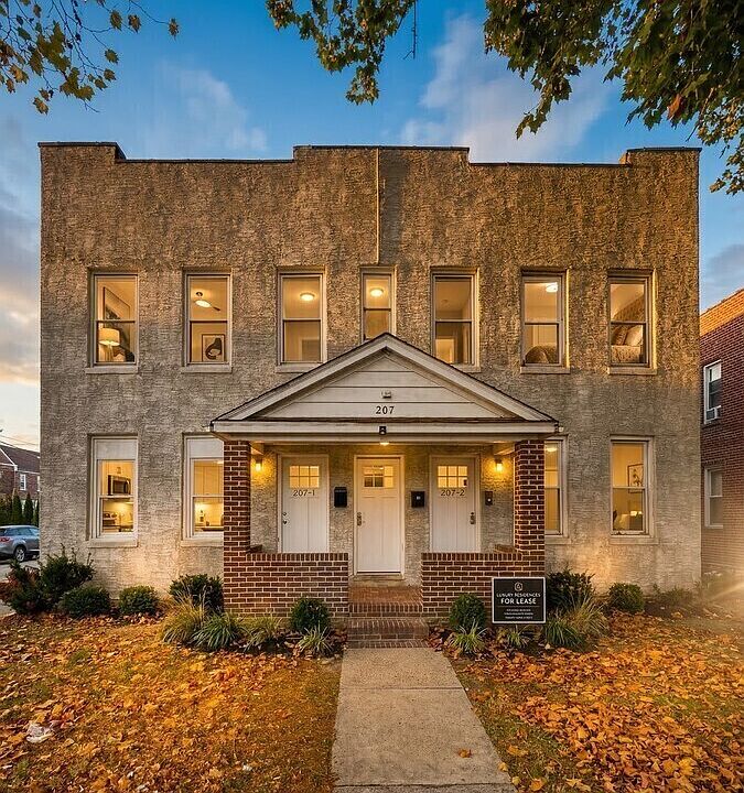 1st image of 207 S Dupont St APT 3
