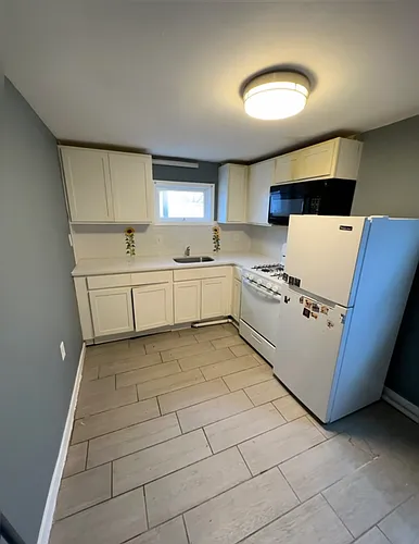1303 Asbury Ave #2 Photo 1