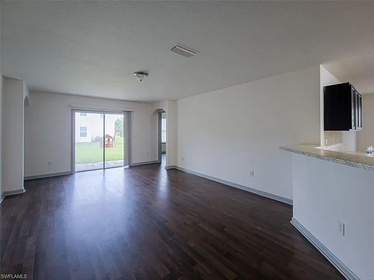 608 Islamorada Dr N — Photo 6