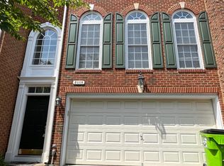 8005 Samuel Wallis St, Lorton, VA