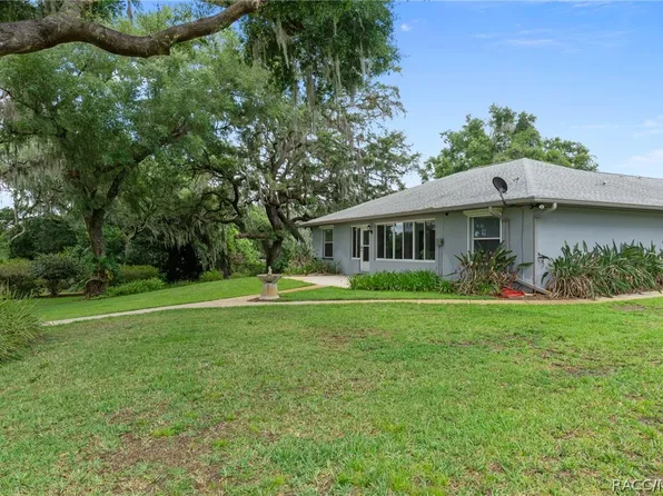 9521 E Swan Dr, Inverness, FL 34450