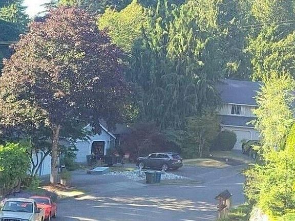 3rd image of 11704 40th Ave NE