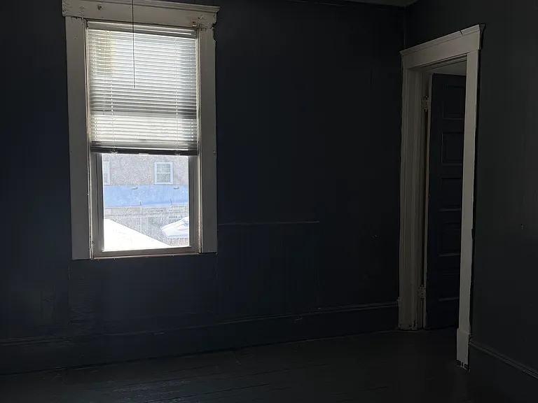 1428 E 80th St #2 — Photo 7