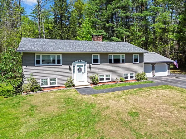 50 Country Club Road, Manchester, ME 04351