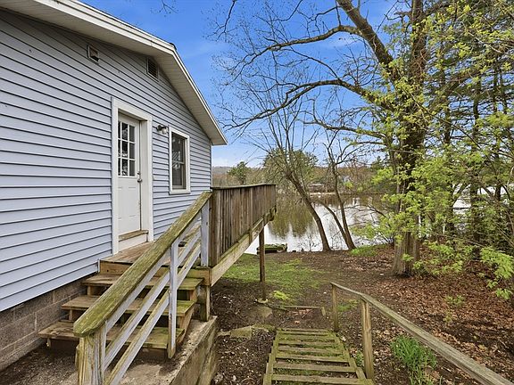 4th image of 2597 Boston Rd #1