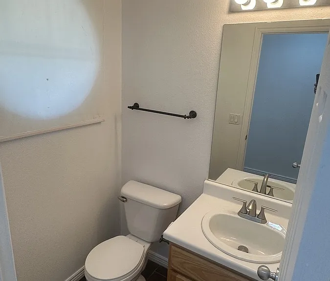 1247 W Bridalwood Loop — Photo 8