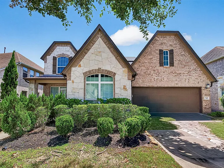 11611 Arbirlot Dr — Photo 1