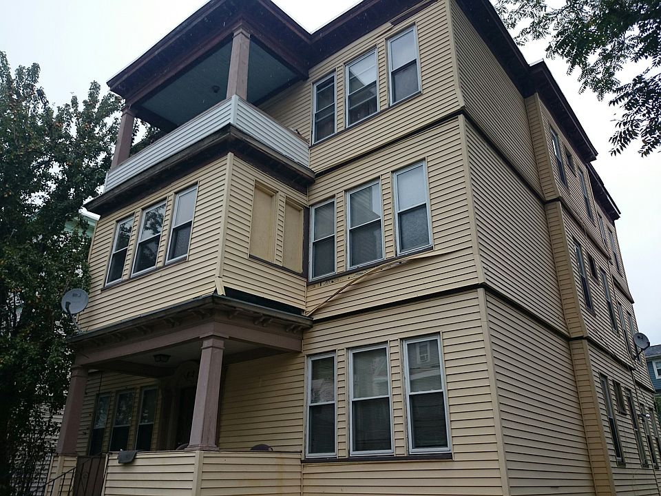 2nd image of 42 Mascot St