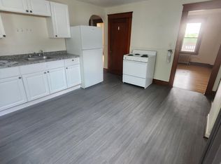 717 Lisbon St #6, Lewiston, ME 04240