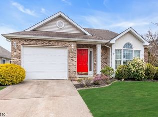 1672 Sweetbay Dr, Toms River, NJ 08755