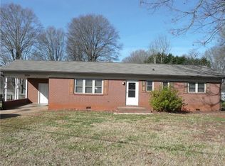 226 Rowal St SE #5, Conover, NC 28613