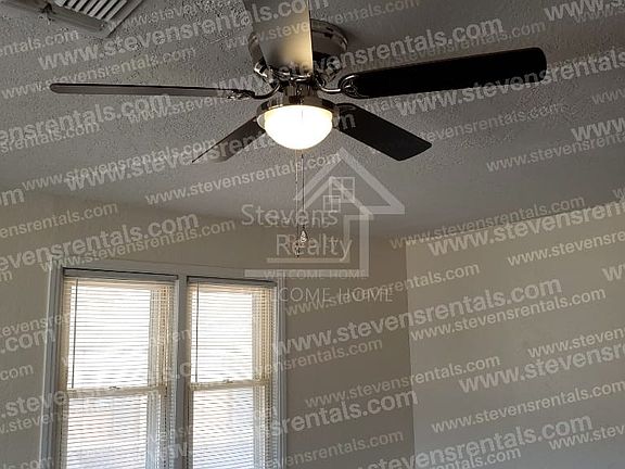 4th image of 1205 NW Lawton Ave