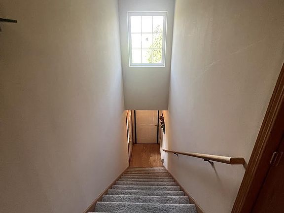 5th image of 1260 Village Center Dr #5