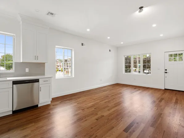 1380 Clove Road image 10 of 40