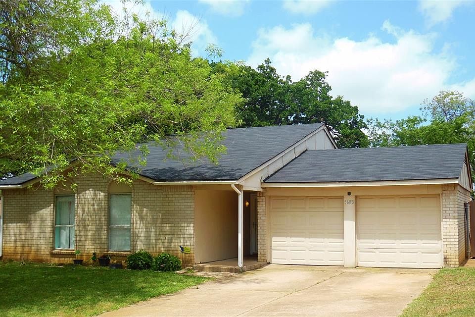 1st image of 5608 Sarasota Dr