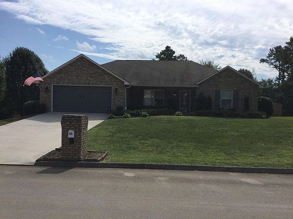 2nd image of 115 Hillsborough Ln